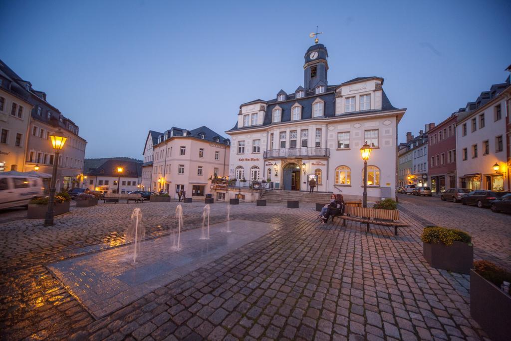 Hotel Ratskeller Schwarzenberg Schwarzenberg  Exteriör bild